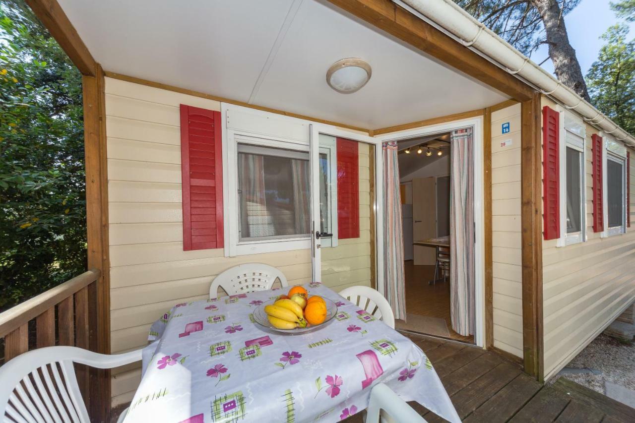 Diana&Josip Mobile Homes Biograd Na Moru Exterior foto